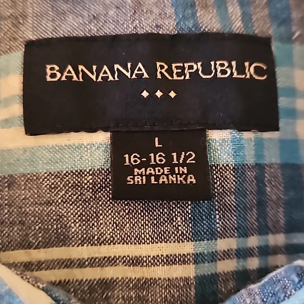 Banana Republic... Shirt Size L